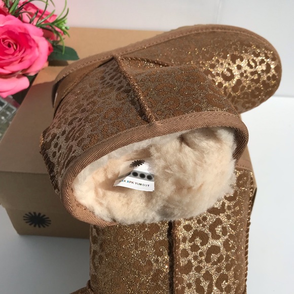 UGG Classic II Glitter Leopard - Picture 7 of 7